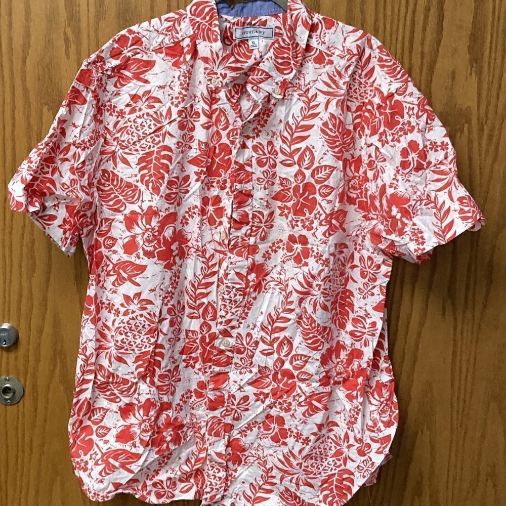Crown & Ivy XL button down shirt